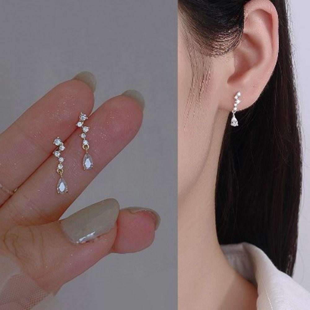 Chookyy Anting Tetes Air, Jumbai Anting Zirkon, Droplet Kristal Mewah Ringan Seperti Anting Berlian Berkilau Keperakan Untuk Musim Panas