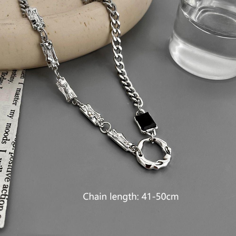 Lily Kalung Liontin Permata Hitam Desain Rasa Aesthetic Bermutu Tinggi Paduan Titanium Steel Perhiasan Necklace Untuk Wanita