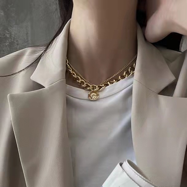 Kalung Potret Eropa Amerika Retro Perempuan Trendi Influencer ins Gaya Keren Rantai Tebal Hip Hop Klavikula Necklace