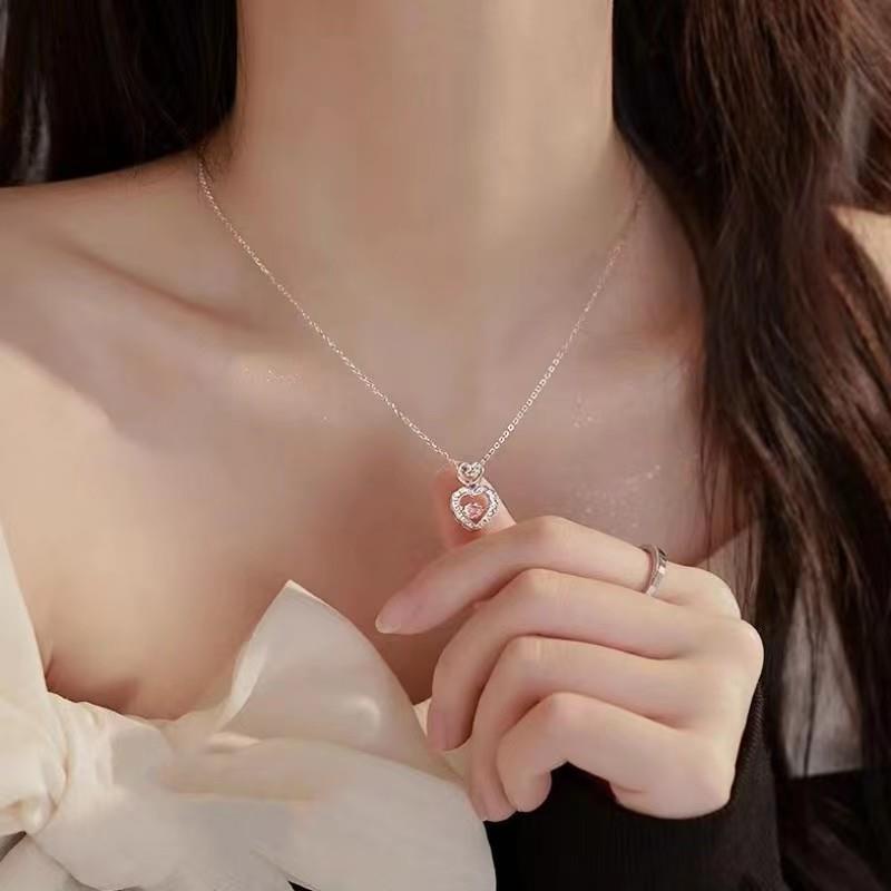 Versi Korea ins Trendi Gaya Baru Temperamen Manis All-Match Pink Berlian Cinta Kalung Perempuan Cahaya Mewah Desain Niche Klavikula Cha