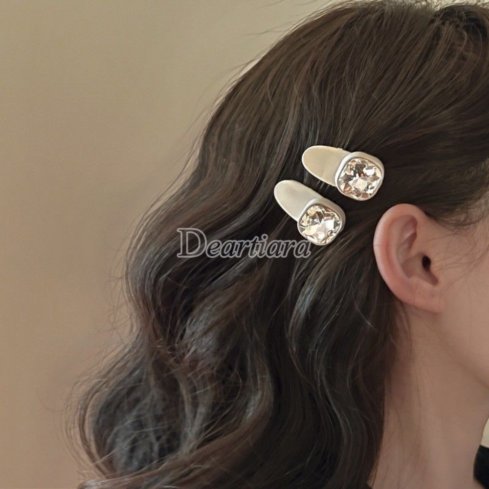 Super Flash French Vintage Hitam Dan Putih Square Diamond Hair Clip Pengharum Kecil Cahaya Mewah Bang Pinggiran Klip