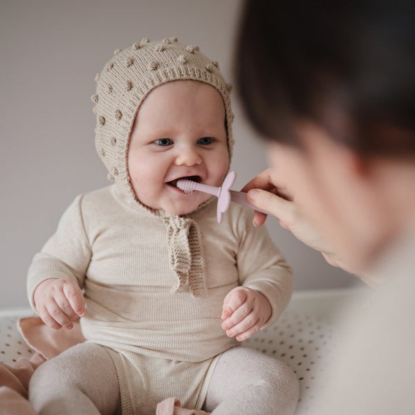 MUSHIE FLOWER TRAINING TOOTHBRUSH  Sikat Gigi Anak Bay