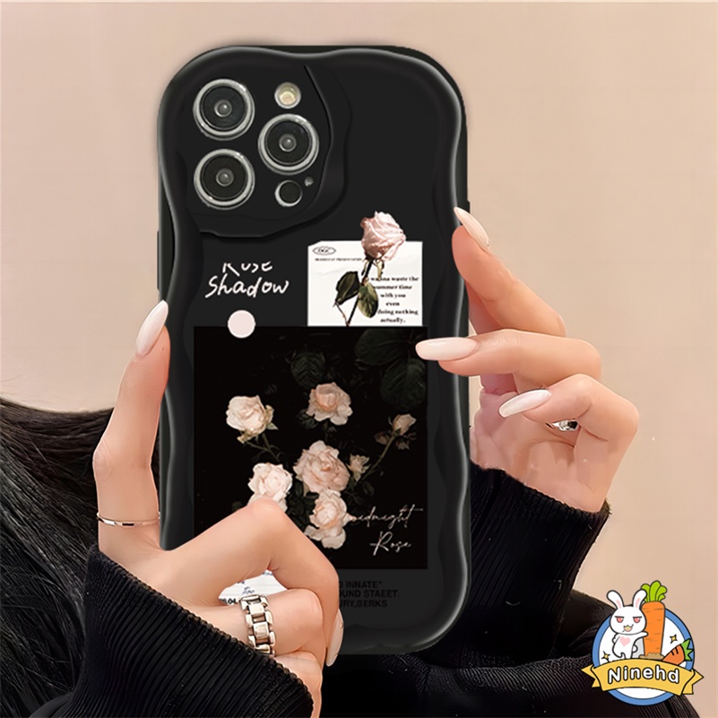 IPHONE Art Rose Flower Splicing Label Phone Case Kompatibel Untuk Iphone14 13 12 11 Pro Max X Xr Xs Max 8 7 6 6s Plus SE 2020hitam Silikon Shockproof Bumper Tepi Melengkung Soft Case Cover