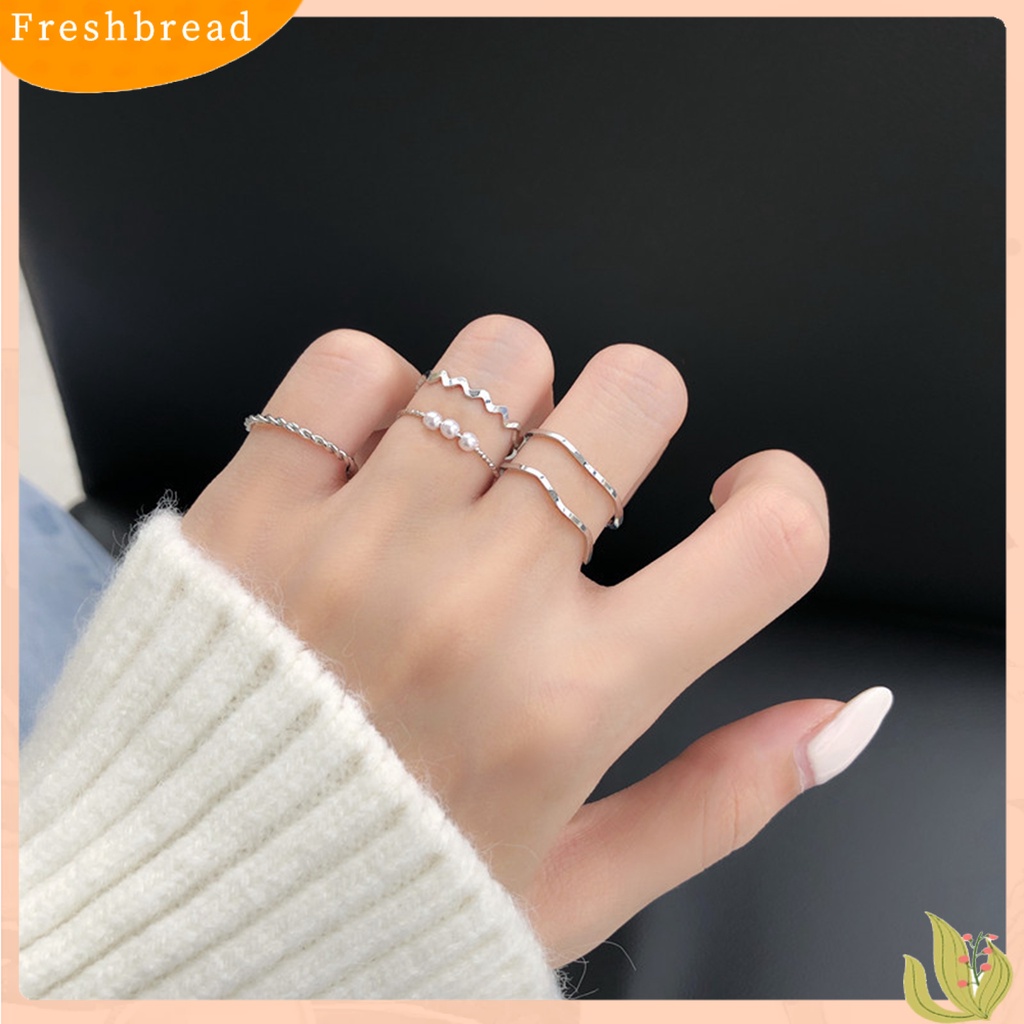 &lt; Freshbread &gt; 5Pcs Cincin Jari Bergelombang Gaya Jepang Korea Mutiara Imitasi Perhiasan Electroplating Stackable Rings Set Untuk Pesta Pernikahan Perjamuan Prom