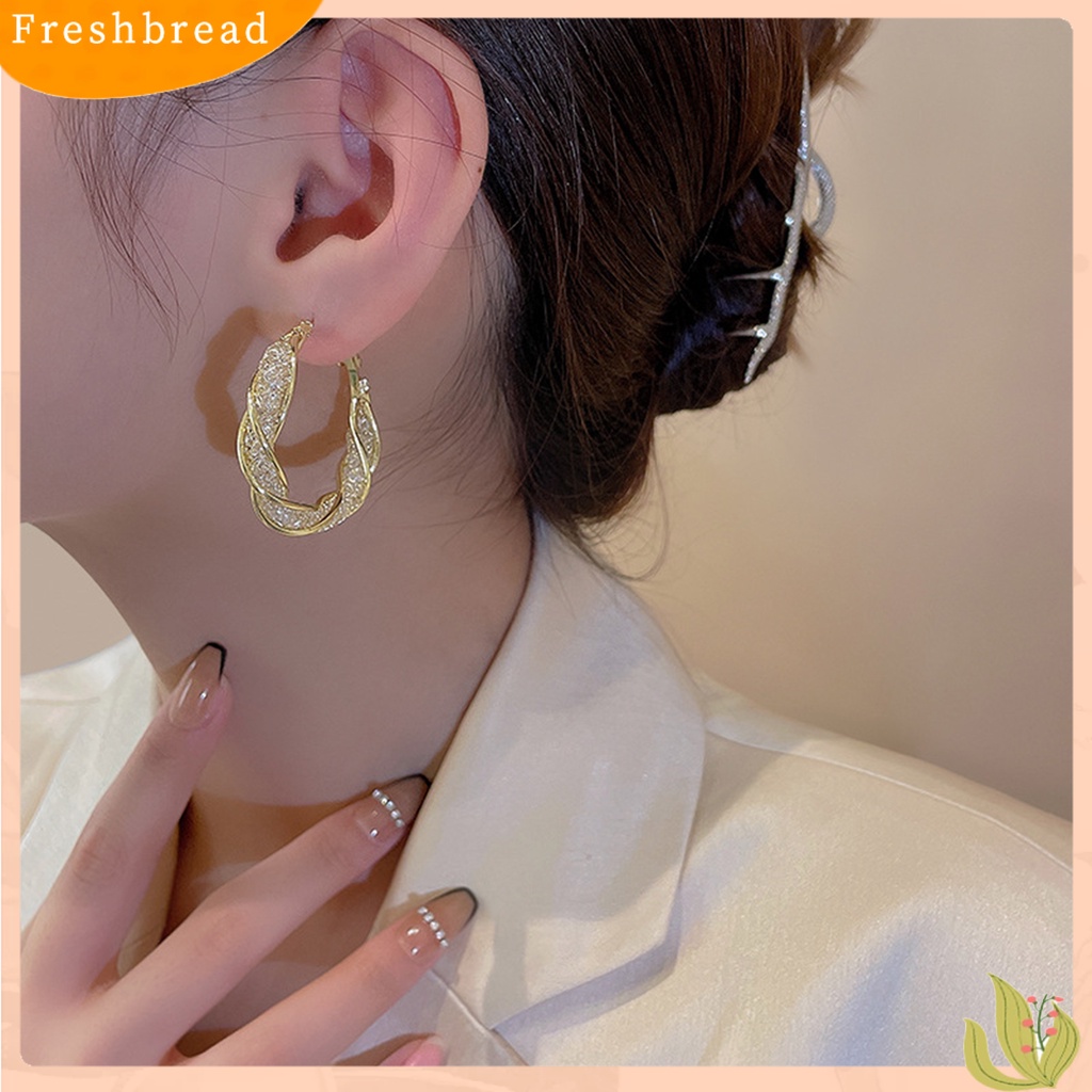 &lt; Freshbread &gt; 1pasang Anting Lingkaran Bersinar Imitasi Zirkon Berlebihan Tidak Teratur Memutar Berdandan Elektroplating Temperamen Wanita Anting Hoop Untuk Pacaran