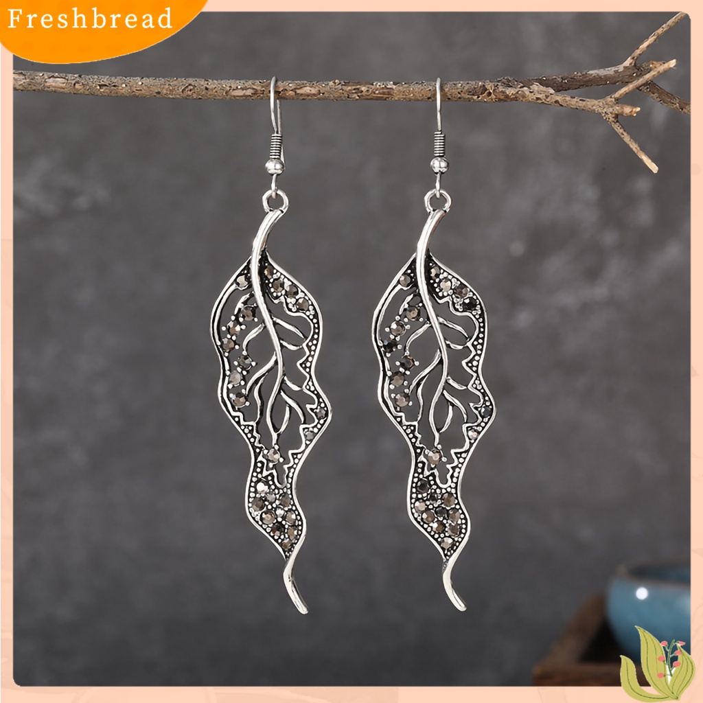 &lt; Freshbread &gt; 1pasang Anting Lady Kreatif Bentuk Daun Individu Berlian Imitasi Drop Earrings Untuk Hadiah