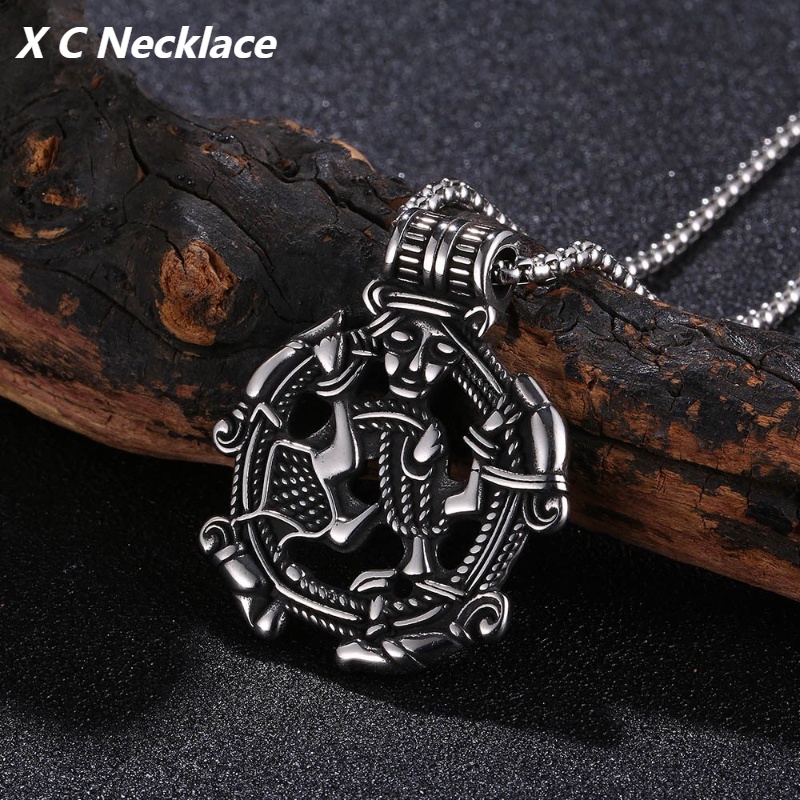 [X C Kalung] Baru Silvery Vintage Viking Bajak Laut Berongga Keluar Titanium Steel Liontin Punk Hip Hop Stainless Steel Kalung Hadiah Pesta Ulang Tahun Untuk Pria Dan Wanita