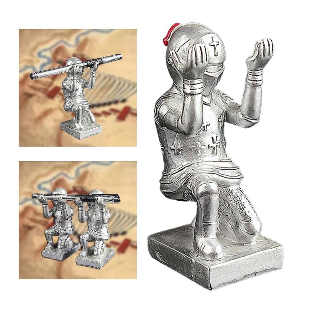 Mxbeauty Armor Knight Kneeling Pen Holder Kreatif Multifungsi Alat Tulis Siswa Meja Ornamen Perlengkapan Siswa Rumah Belajar Kantor Ponsel Holder