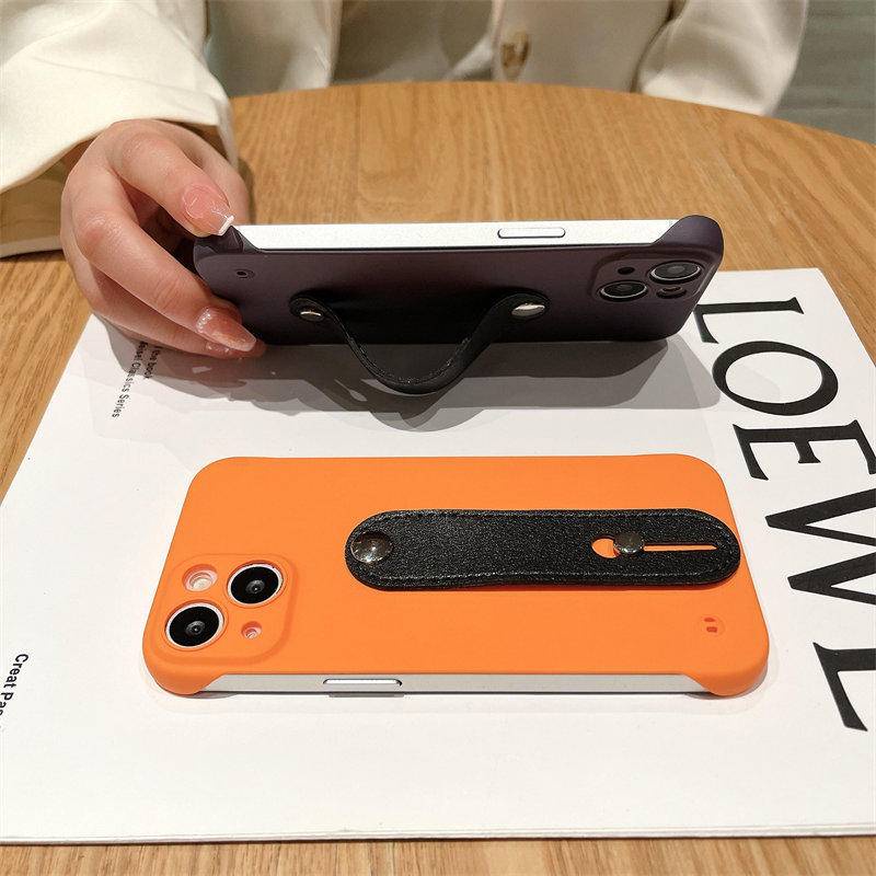 IPHONE Strap Pergelangan Tangan Bentuk Persegi Bahan Silikon Cair Casing Ponsel Untuk Iphone14 13 12 Pro MAX Plus Warna Permen Bumper Lembut Penutup Belakang Untuk Iphone11