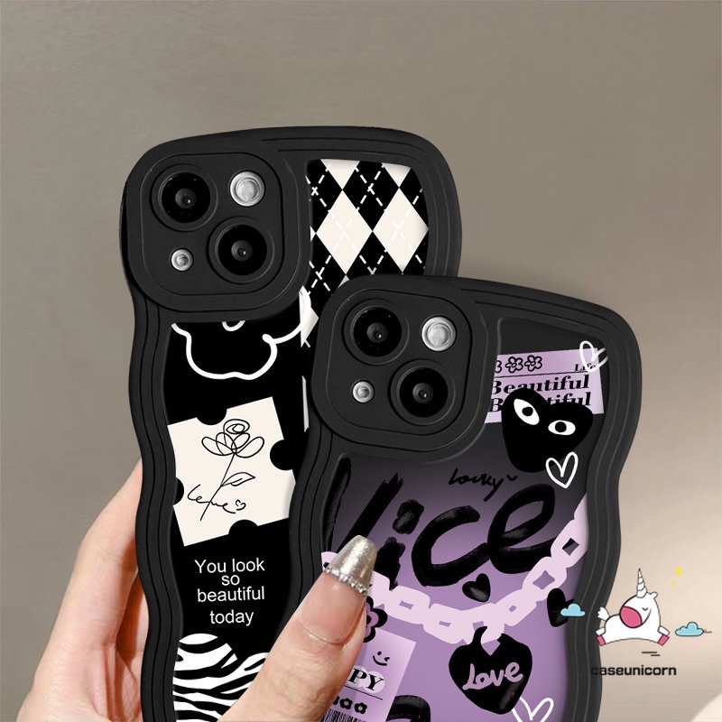 IPHONE Casing Ponsel Bermain Cinta Hati Graffiti Trendi Kompatibel Untuk Iphone 11 14 12 13 Pro Max 8 6 14 6s 7plus XR X XS Max SE 2020 Fashion Berlian Grid Bunga Tepi Bergelombang Soft Cover