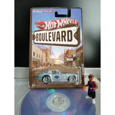 HOT WHEELS BOULEVARD 63 CORVETTE