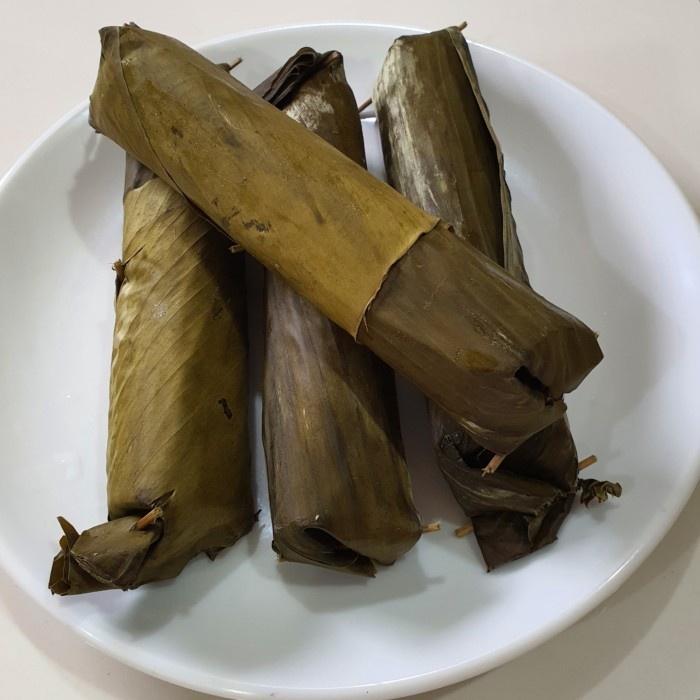 

LONTONG DAUN MATANG (pack isi 5 pcs)