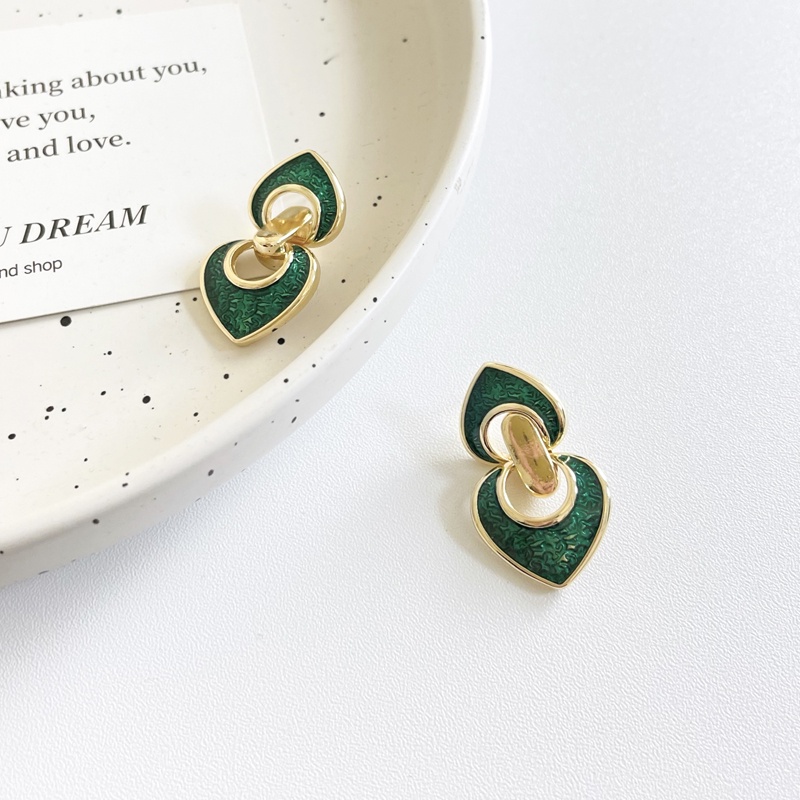 Anting Desain Berongga Niche Temperamen Cinta Hijau Gaya Hong Kong Retro Elegan