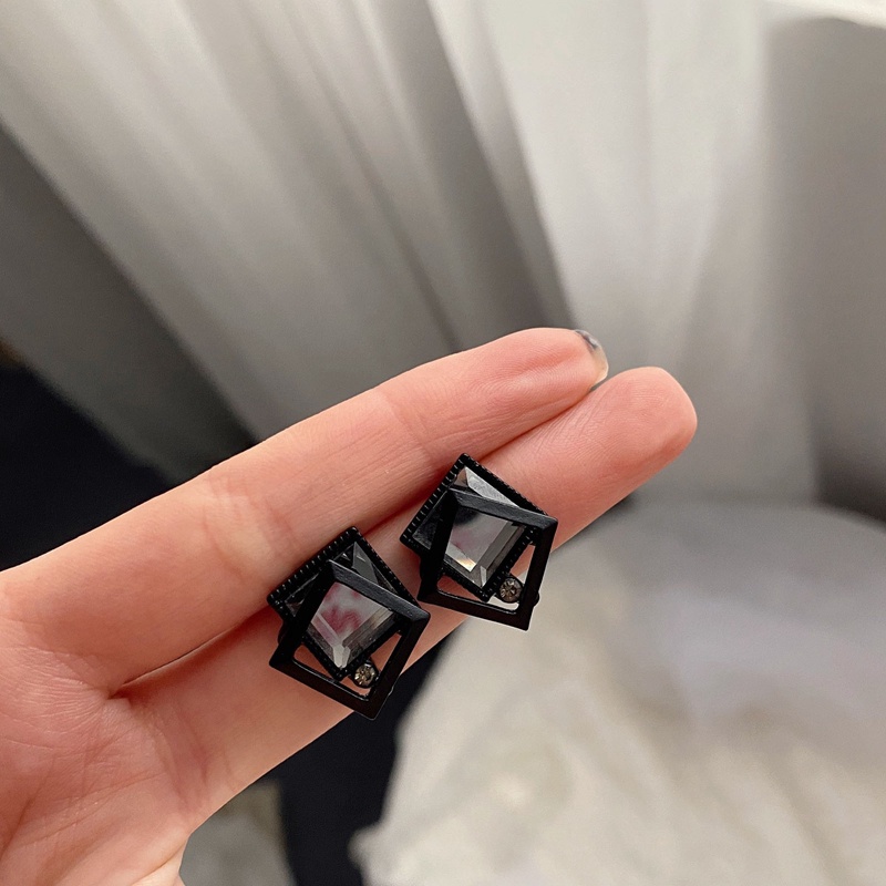 Perhiasan Baru Fashion Warna Hitam Kubus Kristal Anting Anting Persegi Untuk Wanita Hadiah Cantik