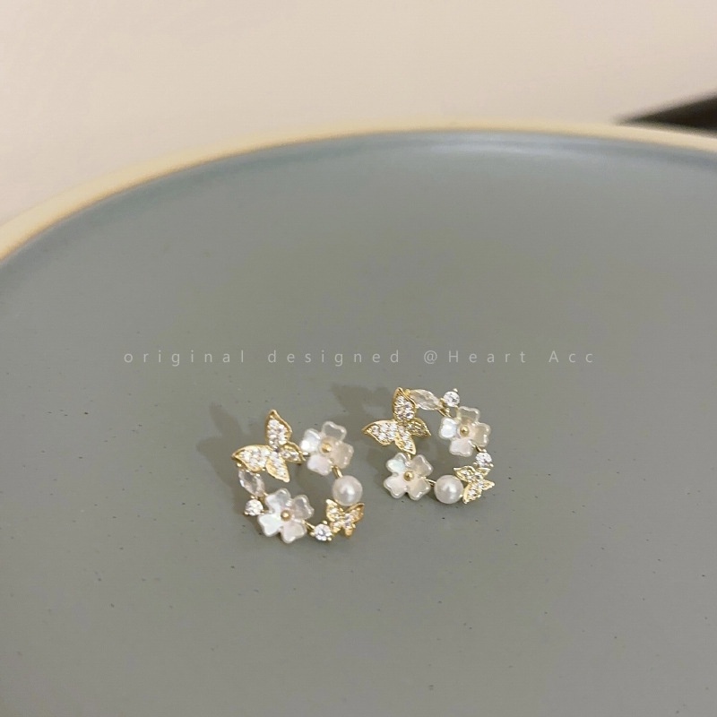 Lembut Manis Kupu-Kupu Bunga Anting-Anting Perempuan Indah Anting-Anting2023Baru Pasang Anting-Anting