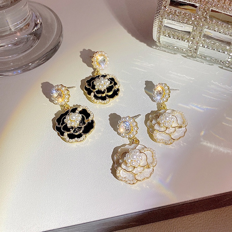 Anting Wanita Korea Dewasa Model Bunga Mawar Mutiara Kecil Aksesoris Perhiasan Giwang Gaya Kekinian ANT125