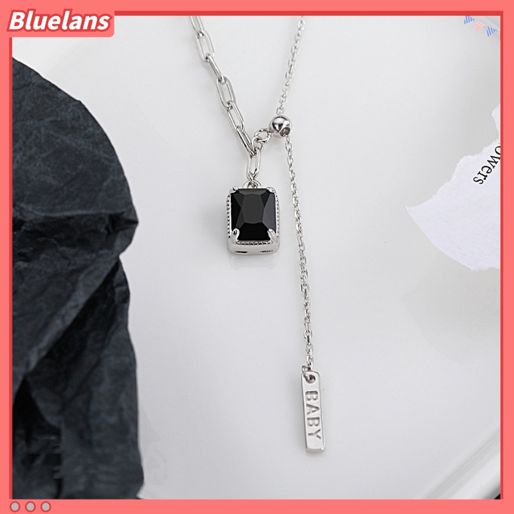 [BLS] Liontin Kalung Huruf Persegi Rumbai Perhiasan Berlian Imitasi Hitam Splicing Klavikula Rantai Hadiah Ulang Tahun