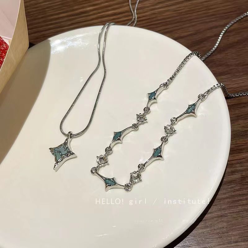 Cahaya Mewah Premium Drip Glaze Star Kalung Wanita Murni Desire Keren Pedas Desain Niche Rantai Klavikula All-Match Sweatshi