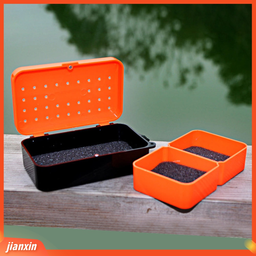 (In Stock) Umpan Pancing Cacing Merah Portable Earthworm Tackle Alive Lure Storage Case Box