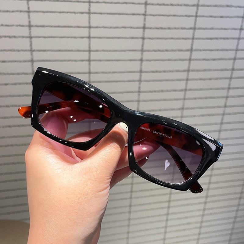 (YUZHU) Desain Mode Baru Mata Kucing Kacamata Bingkai Tebal Vintage Fashion Dua Warna Kerai Sunglasses