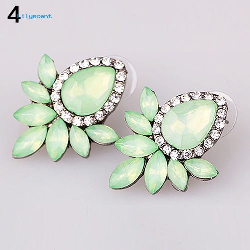 Lilyscent 1pasang Fashion Wanita Bentuk Bunga Berlian Imitasi Ear Stud Earrings Perhiasan Hadiah