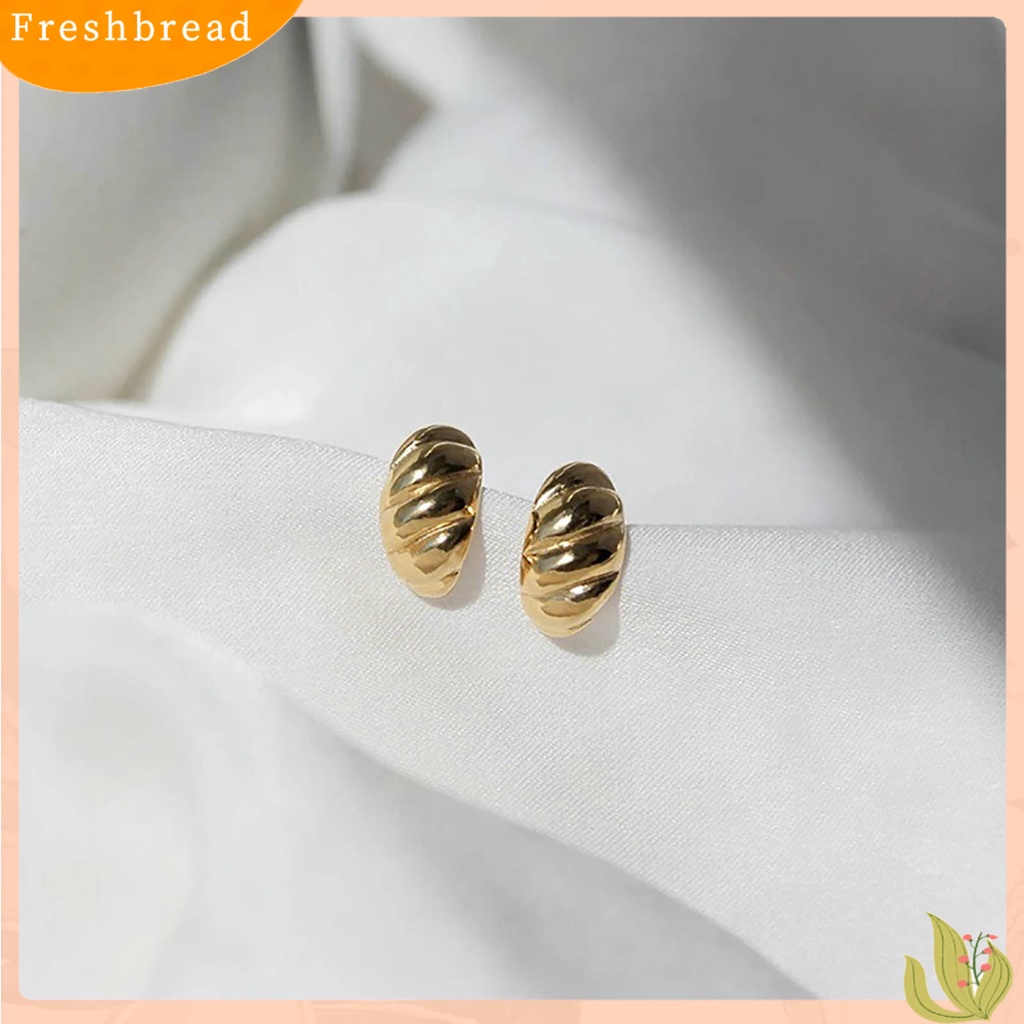 &lt; Freshbread &gt; 1pasang Anting Pejantan Kepribadian Berkilau Berlapis Emas Vintage Croissant Piercing Earrings Perhiasan Aksesori