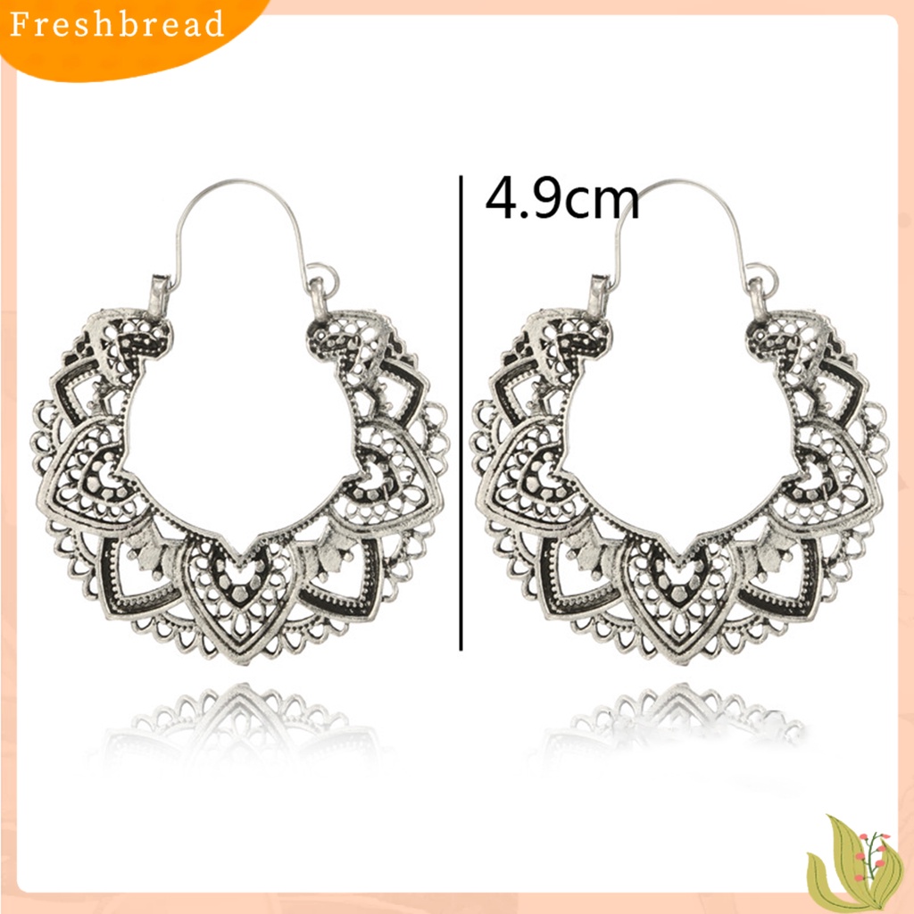 &lt; Freshbread &gt; 1pasang Anting Menjuntai Bentuk Kelopak Berongga Gaya Bohemian Warna Emas/Perak Vintage Ukiran Alloy Drop Piercing Earrings Wanita Perhiasan