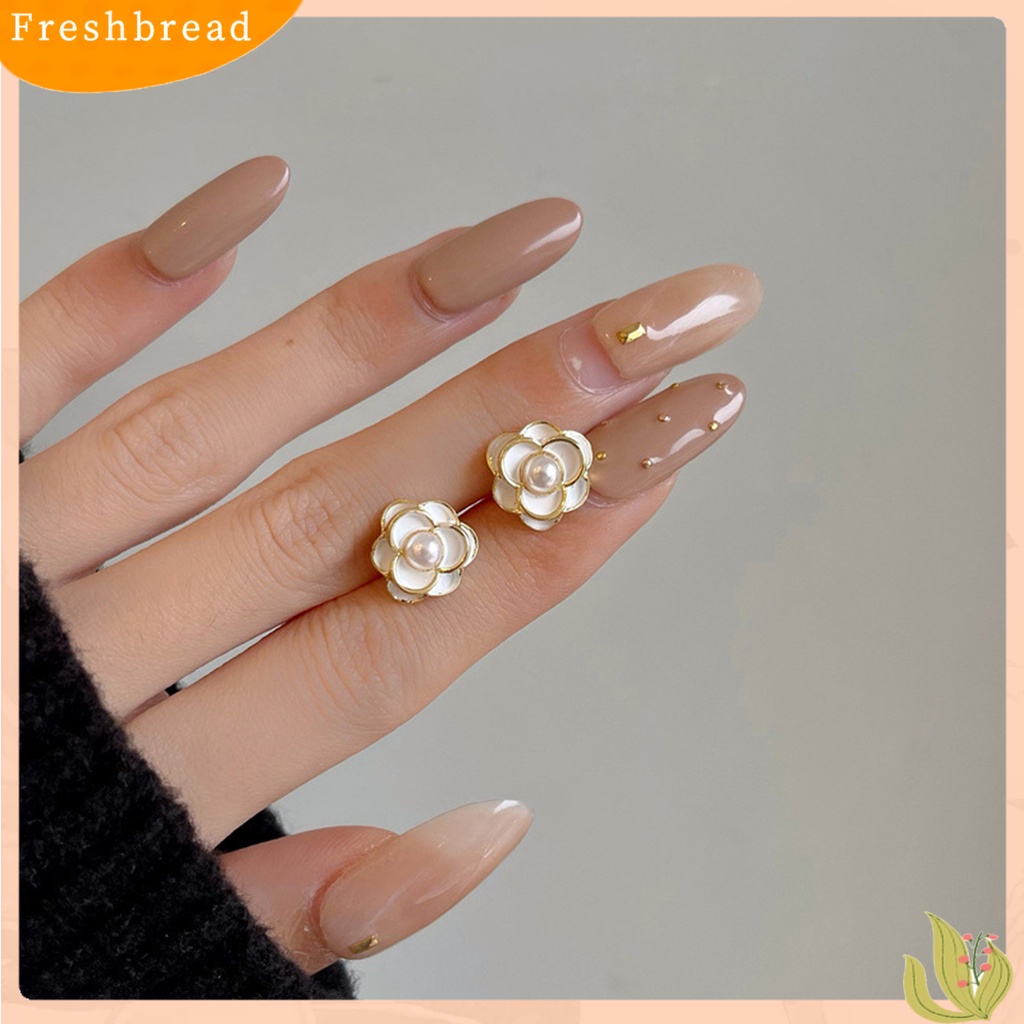 &lt; Freshbread &gt; 1pasang Wanita Ear Studs Bunga Perhiasan Mutiara Imitasi Gaya Korea Camellia Manset Telinga Hadiah Ulang Tahun