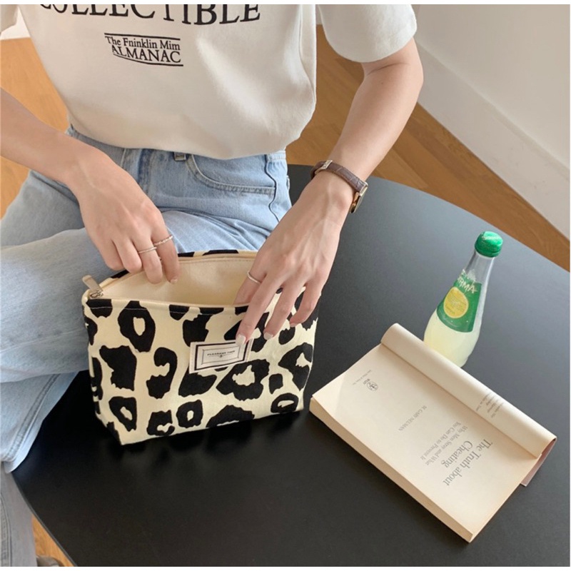 TOTE BAG LEOPARD / TAS MINI KOREA MOTIF SAPI DAN LEOPARD / HAND BAG MINI / POUCH IMPORT ESTETIK / TAS KERJA MOTIF ZEBRA / TAS KULIAH MUAT LAPTOP / TAS WANITA SIMPLE / JOAN BAG SET