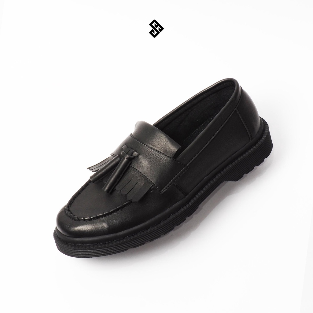 Sepatu Pria Slip On Loafers Formal | SB ARTHUR FULL BLACK