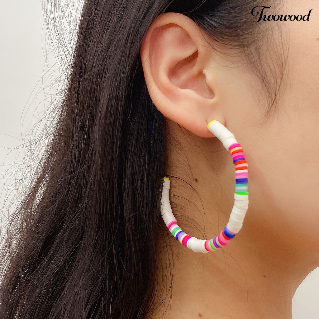 Twowood 1pasang All-match Wanita Warna Pelangi Polymer Clay Bohemian Hoop Stud Earring Untuk Outdoor