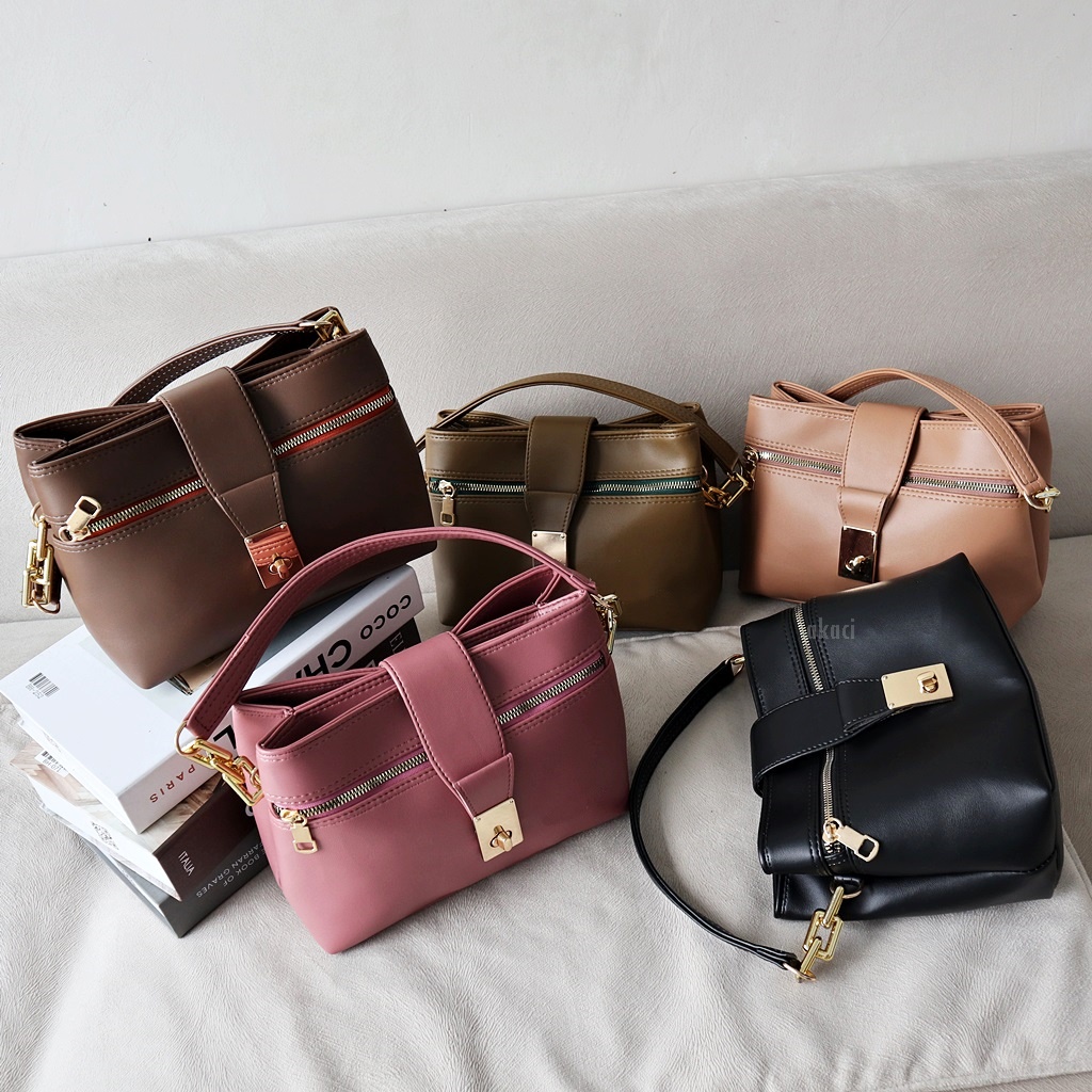 CUCI GUDANG Akaci Alice Bag Tas Selempang wanita Terbaru AK 02-6886