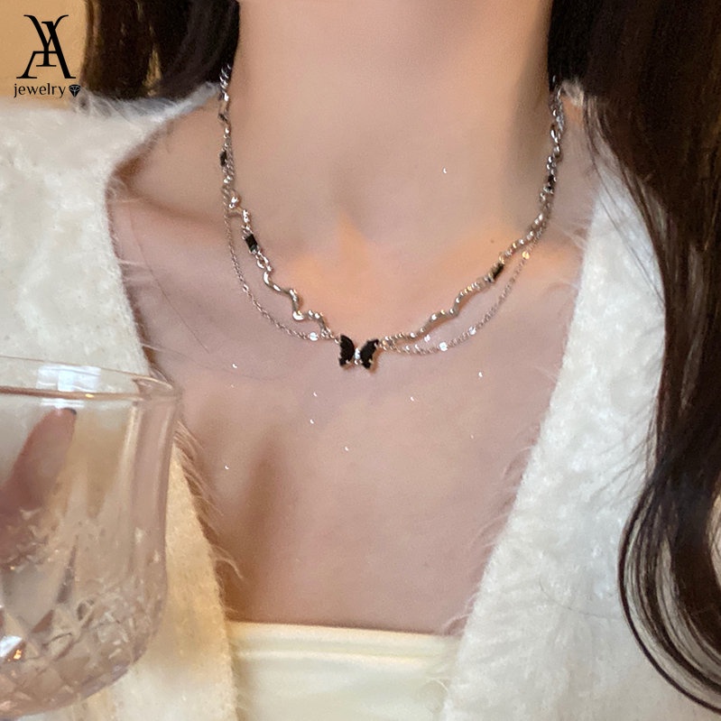 Ay (CN) Fashion Kalung Liontin Kupu-Kupu Gelombang Double Layer Rantai Perak Choker Untuk Aksesoris Perhiasan Wanita