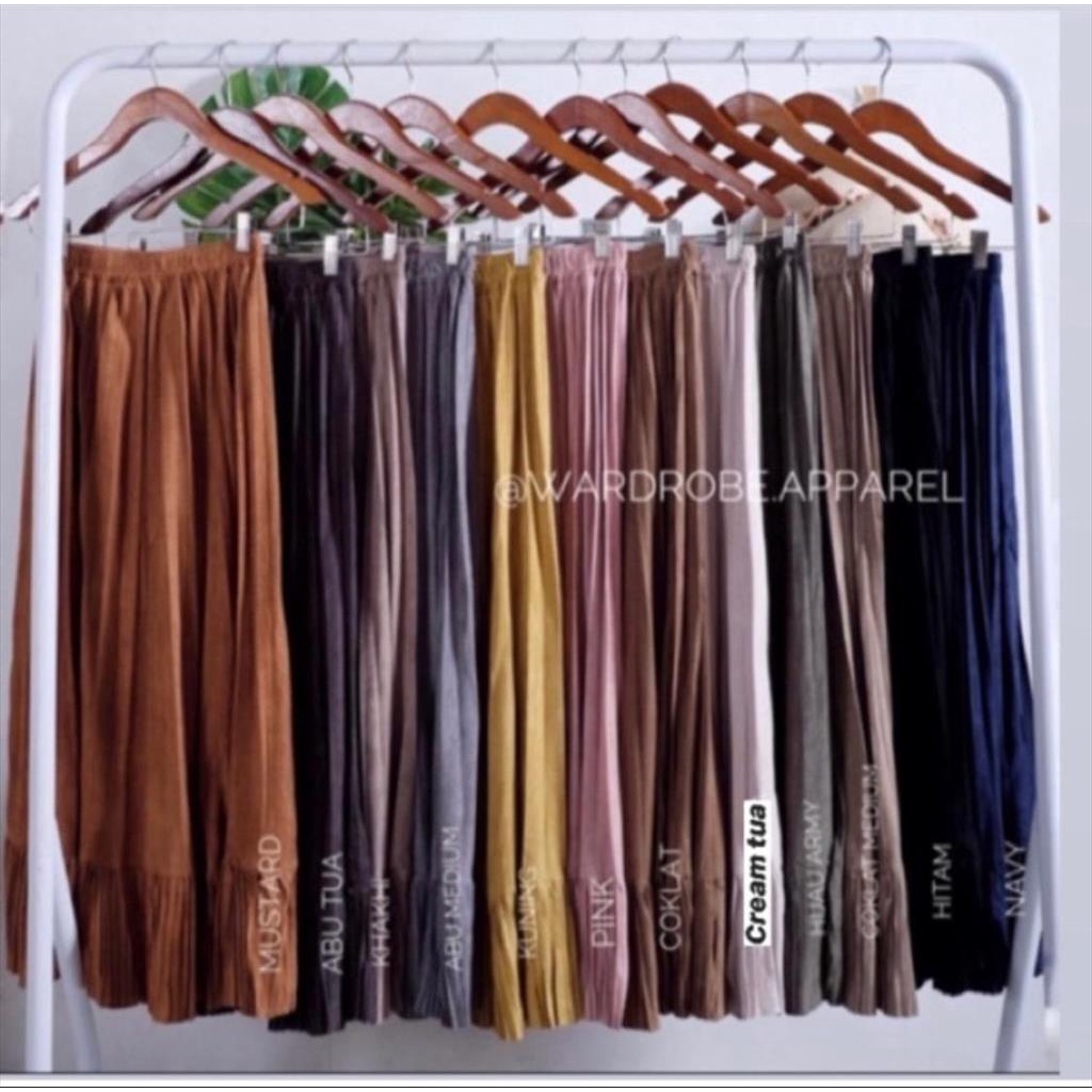 Rok plisket bahan suede premium bangkok bkk china hk