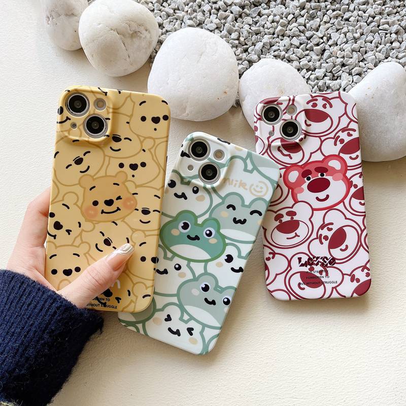 IPHONE Casing Plastik Keras Kartun Winnie Strawberry Bear HP iP Iphone14+Plus X XS XR 11 12 13 Pro Max FTD Woman Girl Casing Apple