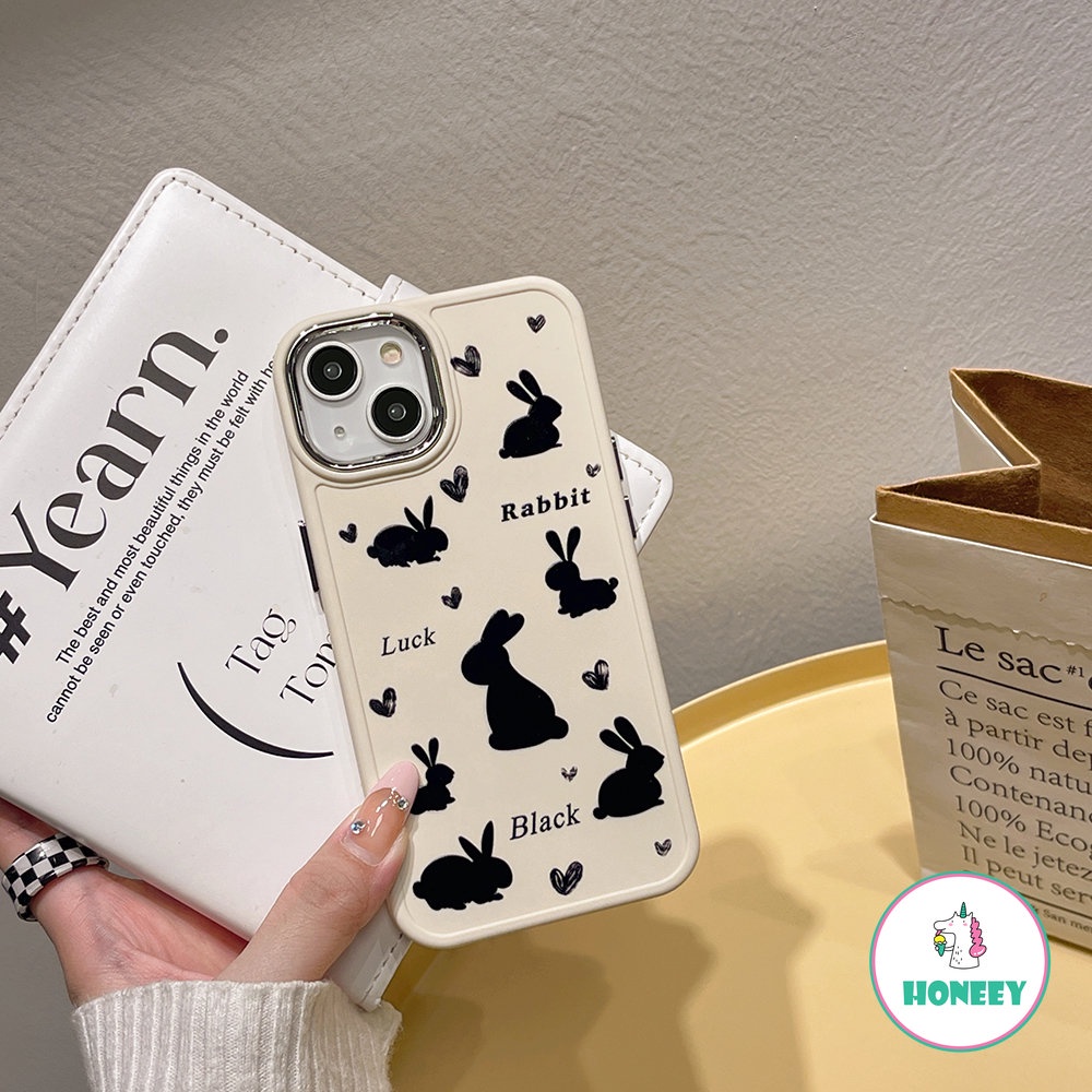 Casing Motif Love Rabbit Full Layar Gaya Untuk iPhone 11 Pro Max12 13 14 Pro Max7 8Plus Xr Xs Motif Hitam Sederhana Shockproof Back Cover