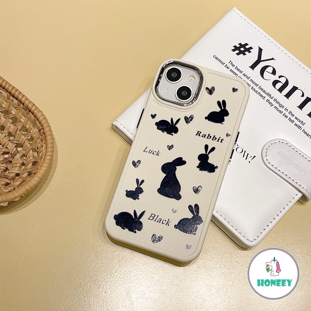 Casing Motif Love Rabbit Full Layar Gaya Untuk iPhone 11 Pro Max12 13 14 Pro Max7 8Plus Xr Xs Motif Hitam Sederhana Shockproof Back Cover