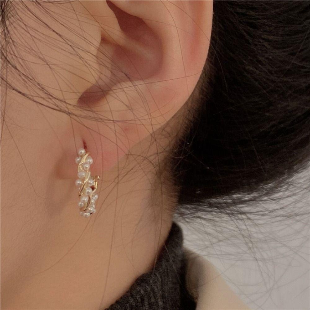 Lily Anting Mutiara Charm Fashion Ear Stud Pernikahan Untuk Wanita