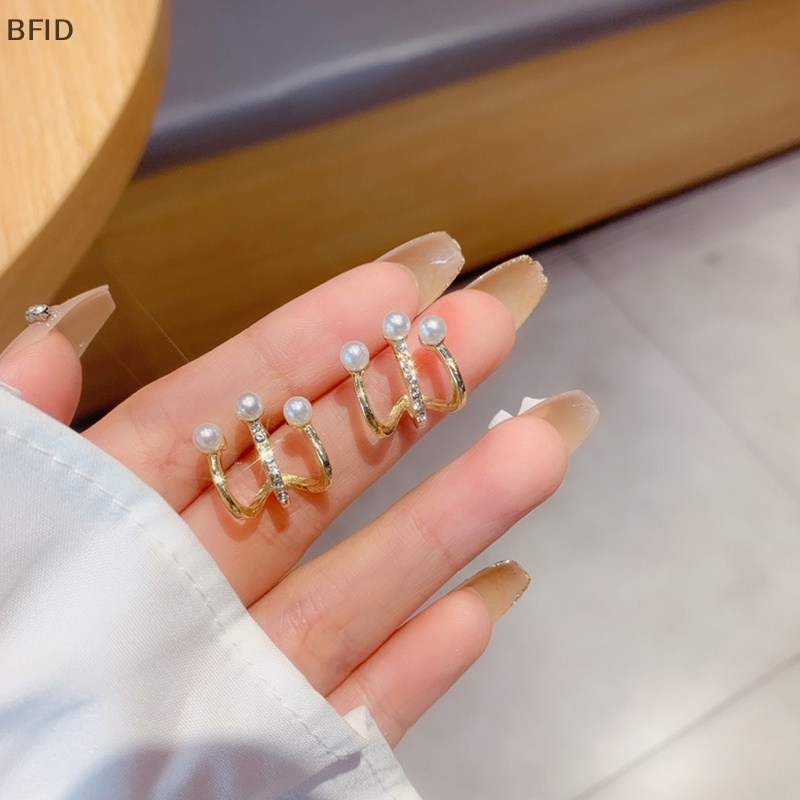 [BFID] Geometris Logam Cakar Anting Korea Shiny Kristal Mutiara Manis Wanita Stud Earrings Pesta Ulang Tahun Pernikahan Perhiasan [ID]