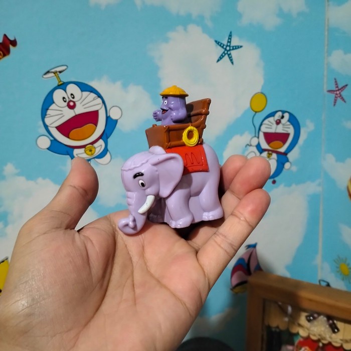 Mainan Happy Meal Safari Grimace on Elephant - Vintage Food Toys 1995
