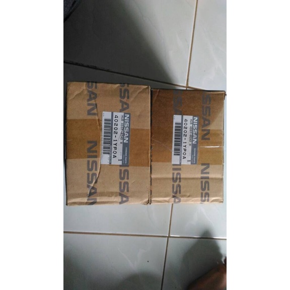 Bearing Roda depan Livina