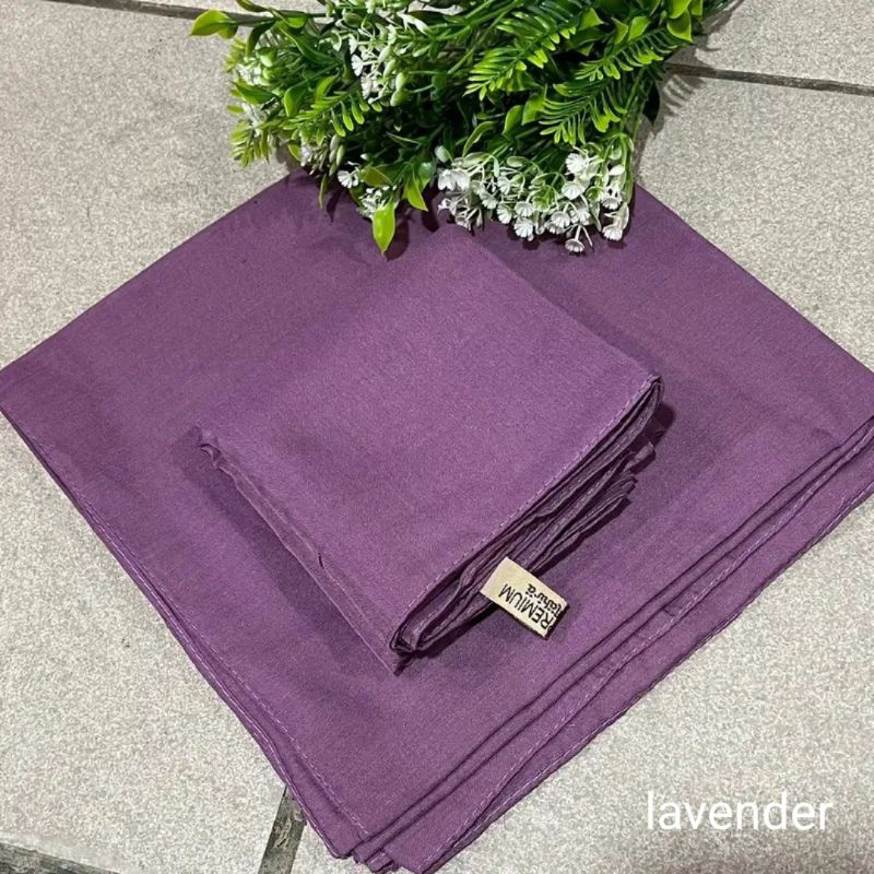 hijab segiempat paris premium size 110x110\hijab kerudung segiempat paris premium warna lavender