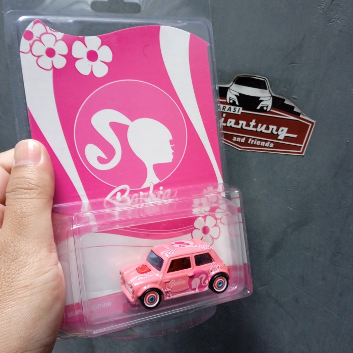 TERBARU Hot Wheels Morris Mini custom Barbie