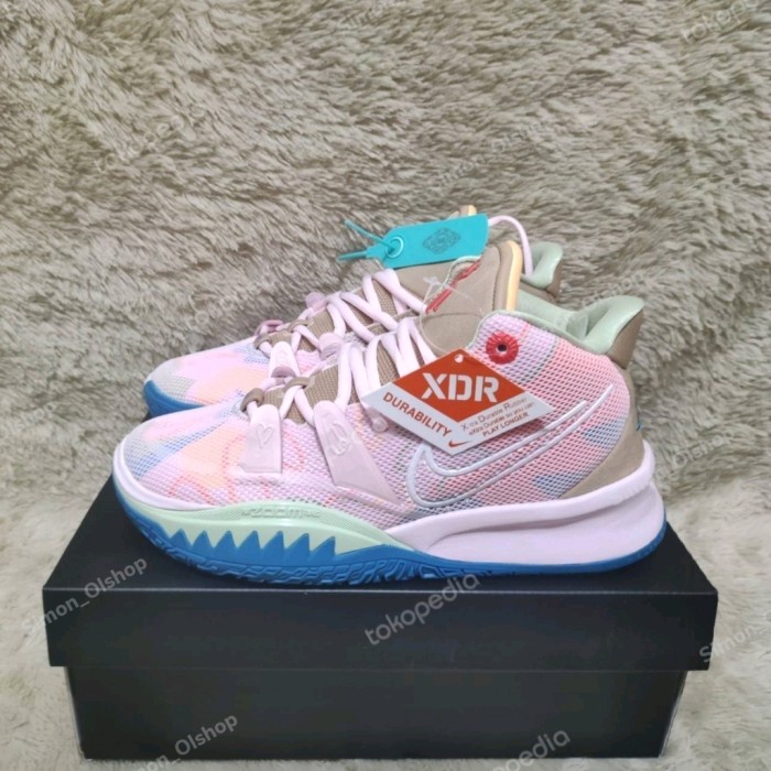 SEPATU BASKET WANITA NIKE KYRIE 7 REGAL PINK - 38