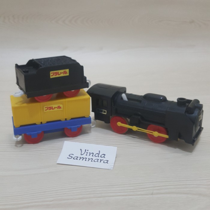 Takara Tomy Kereta Plarail D51
