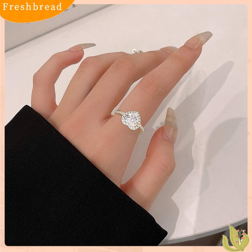 &lt; Freshbread &gt; Cincin Kawin Kepribadian Berlebihan Hadiah Valentine Glitter Cinta Hati Bertatahkan Berlian Imitasi Cincin Perhiasan Aksesori