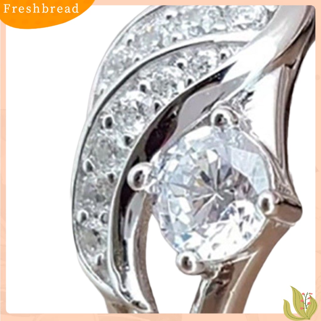 &lt; Freshbread &gt; Lady Ring Cubic Zirconic Bertatahkan Cincin Pernikahan Bentuk Sayap Bahan Alloy Bulat Untuk Lamaran