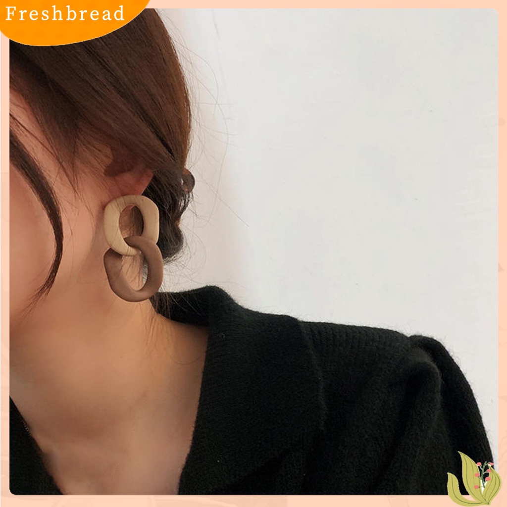 &lt; Freshbread &gt; 1pasang Anting Retro Hollow Belah Ketupat Bentuk Tidak Teratur Anting Warna Kontras Untuk Wanita