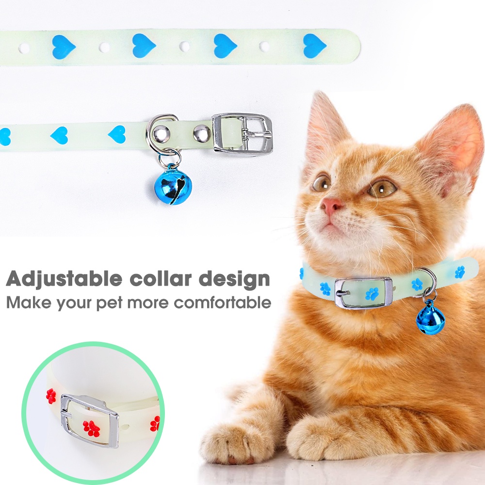 1pc Warna Acak Anjing Kucing Kalung Cat Dog Dress Up Collars Adjustable Luminous Silicone Fluorescent Pet Collars Dengan Bell Glow Di Malam Hari Nyaman Anti Hilang Cincin Leher