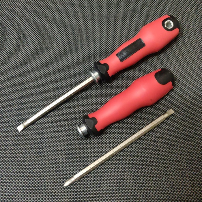 Obeng 2 way Adjustable/Multisize Gg. Karet FUKUDA